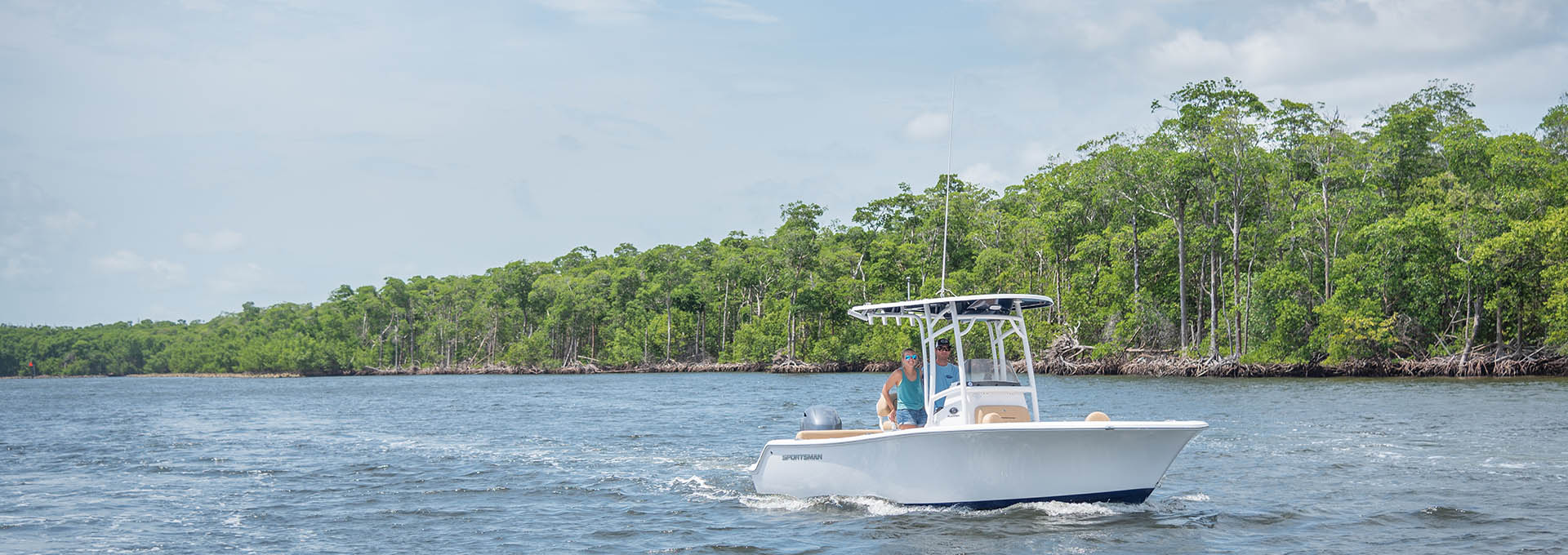 Main image of the Heritage 211 Center Console.