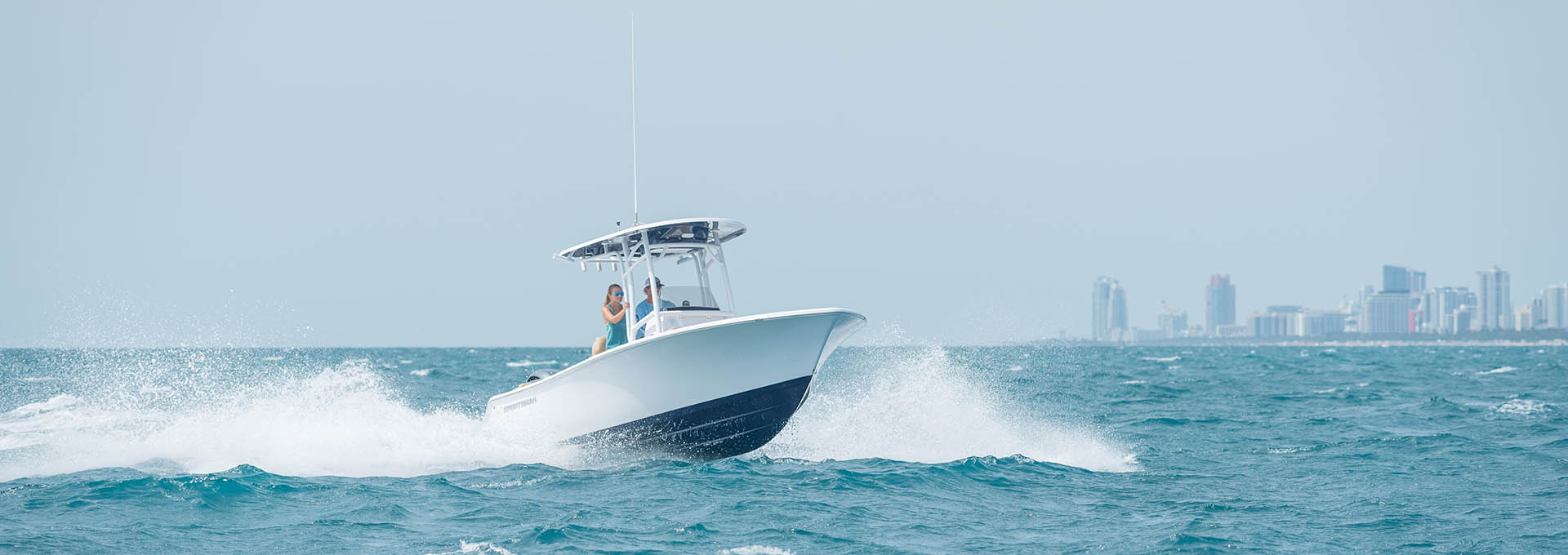 Main image of the Heritage 211 Center Console.