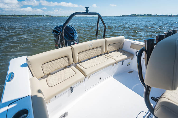 Heritage 231 Center Console Sportsman Boats