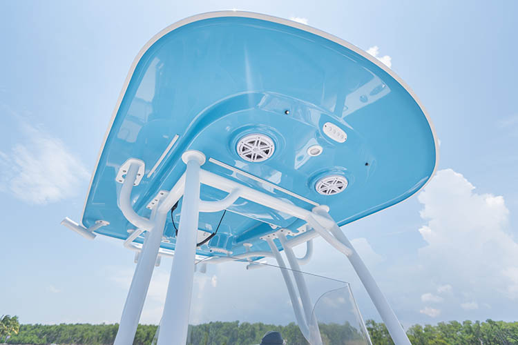 Detail image of Fiberglass Hard-Top w/ Accessories