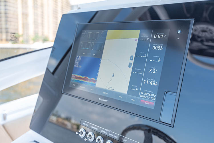 Detail image of Garmin GPSMAP® 1242xsv Touch MFD 12"