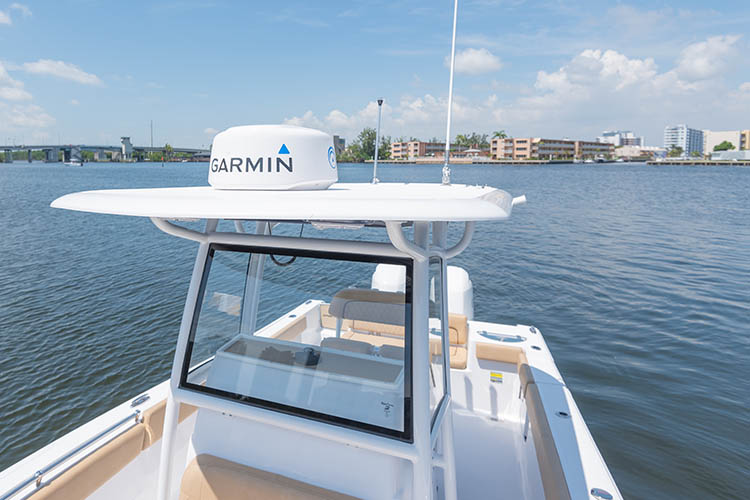 Detail image of Garmin GMR™ Fantom 18 Radome