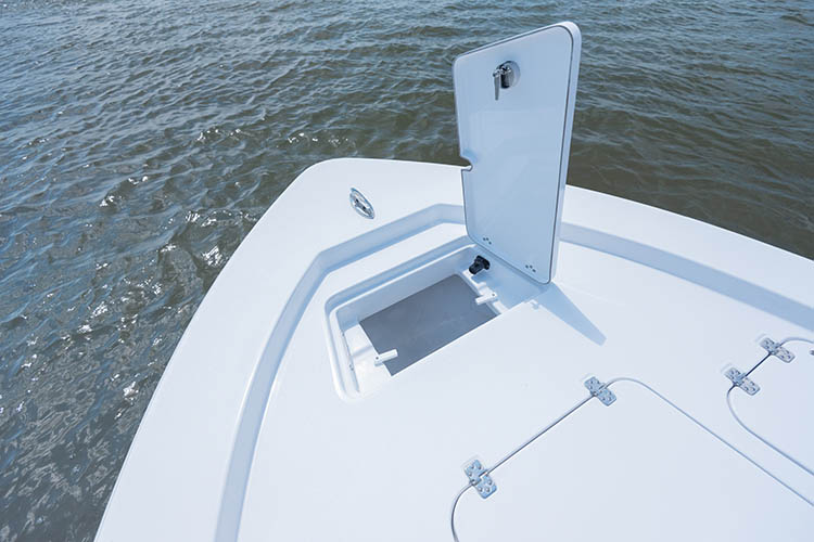 Masters 227 Bay Boat · Features Sportsman Boats