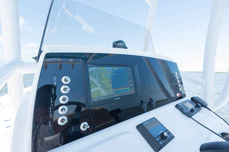 Detail image of Garmin GPSMAP® 942xs MFD 9"