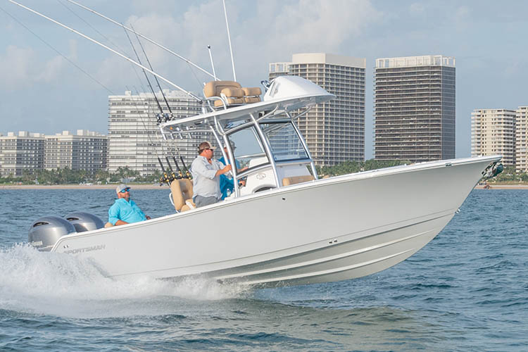 The Open 252 Center Console running through water.