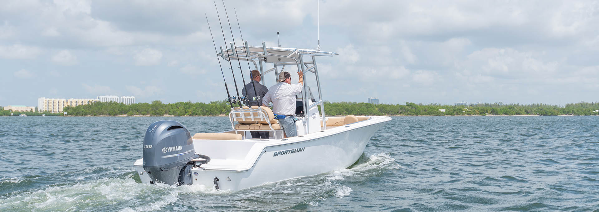 Main image of the Open 212 Center Console.
