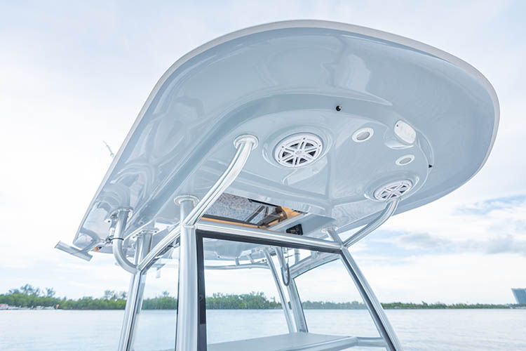 Detail image of Fiberglass Hard-Top w/ Accessories