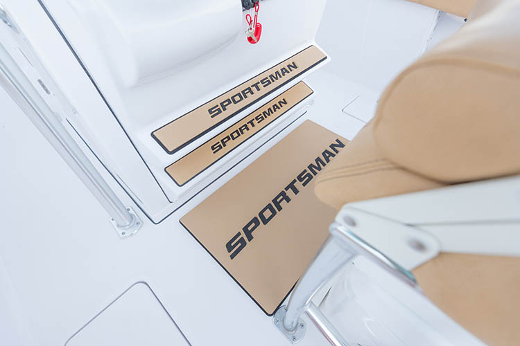 Detail image of Anti-Fatigue Helm Pads