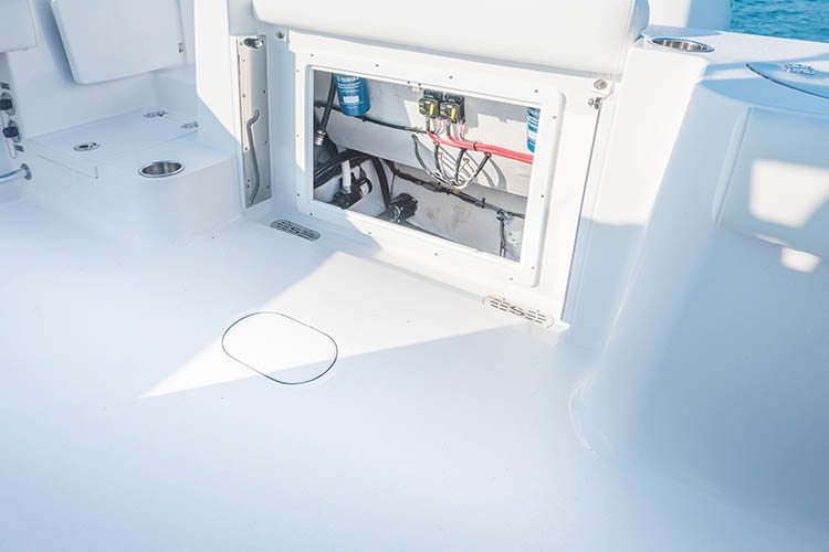 Detail image of Rear Total Access Hatch