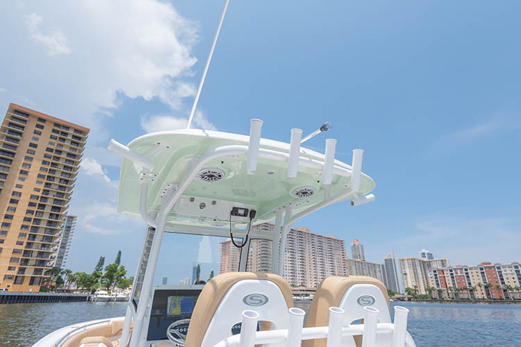 Detail image of Fiberglass Hard-Top w/ Accessories