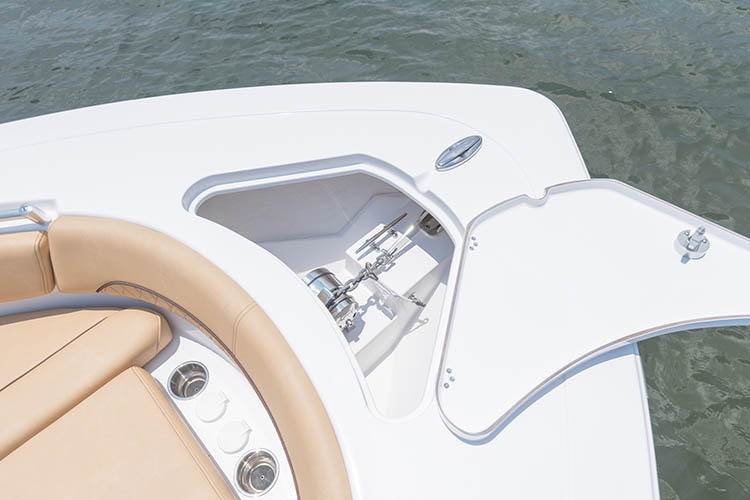 Open 282 Center Console · Features Sportsman Boats