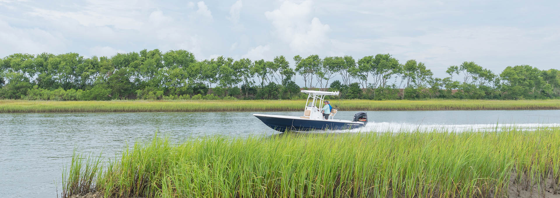 Main image of the Tournament 234 Bay Boat.