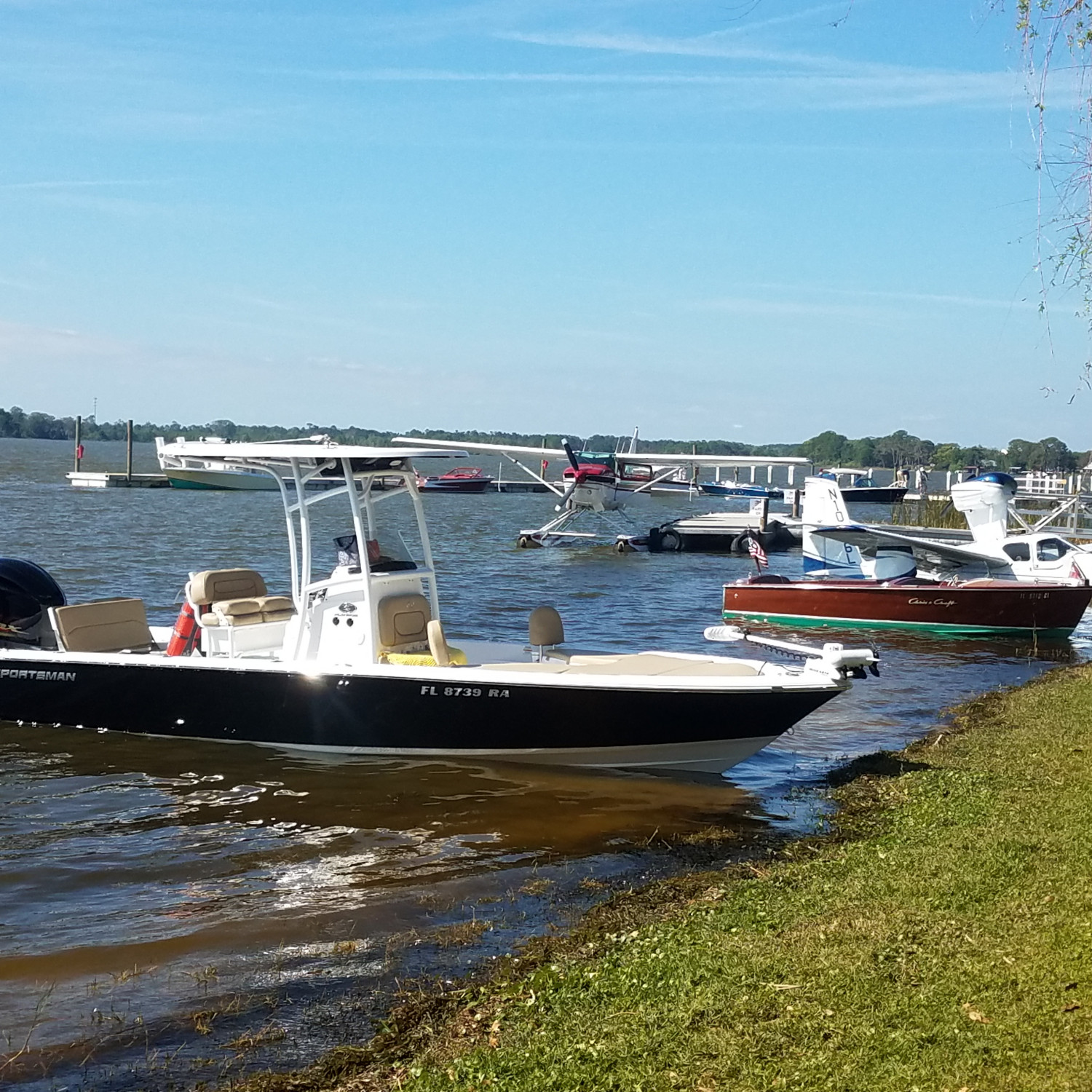 Great day at Sunnyland Antique Boat show in Tavares Fl.