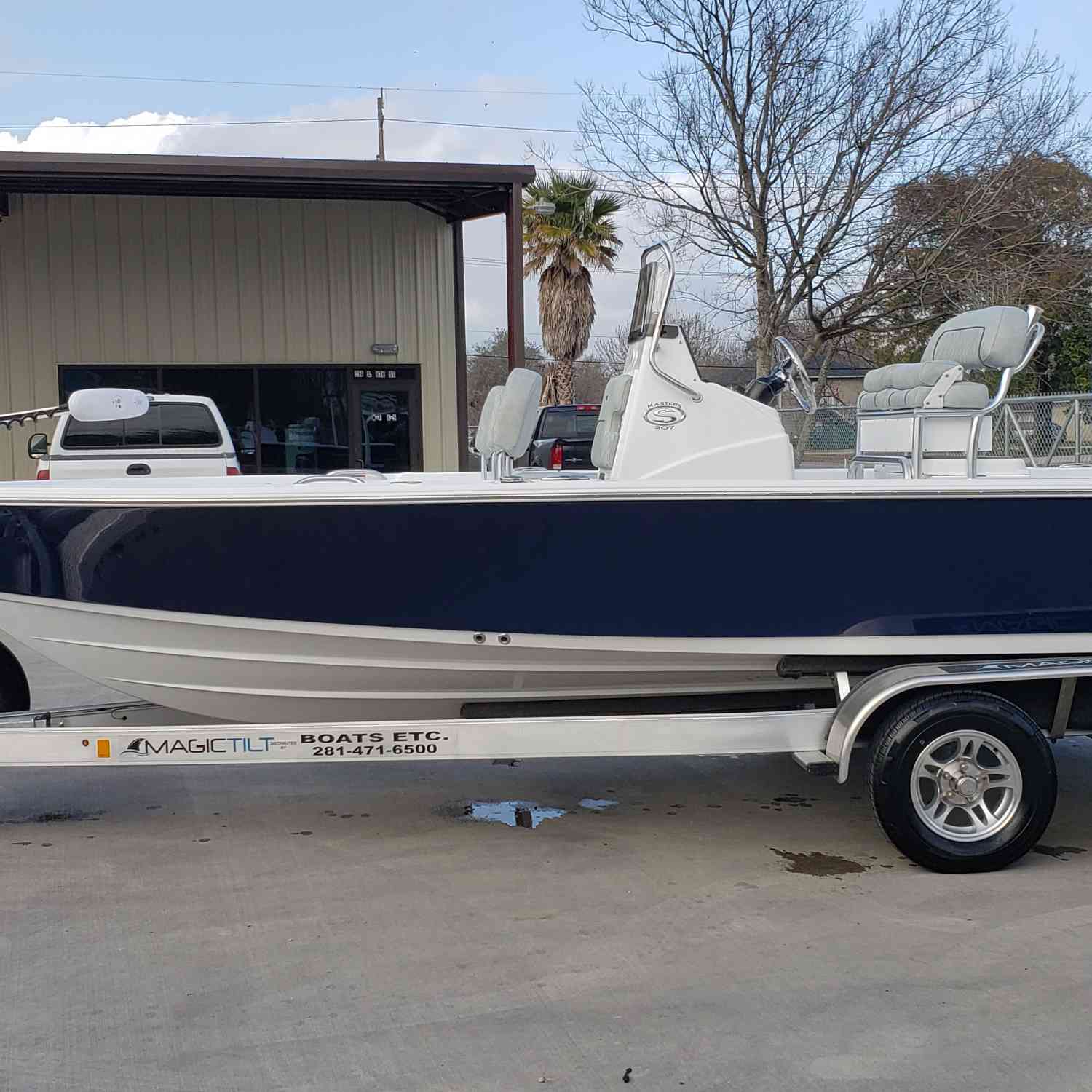 Just picked it up and headed home to Conroe, Texas. Love this boat!