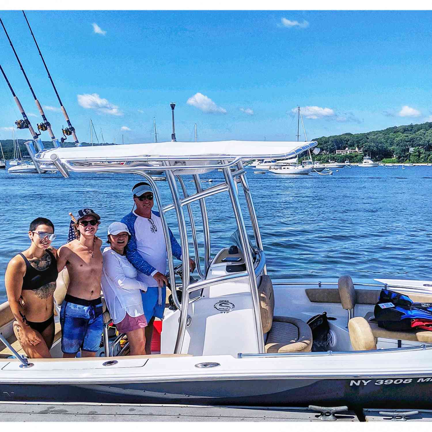 Our family at the gas dock getting ready to head out!