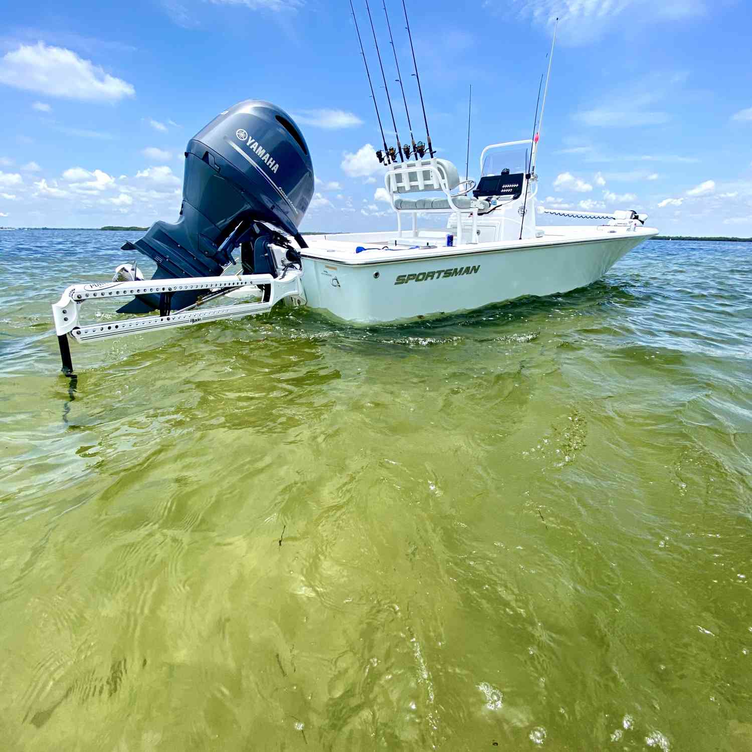 Shallow anchored beach