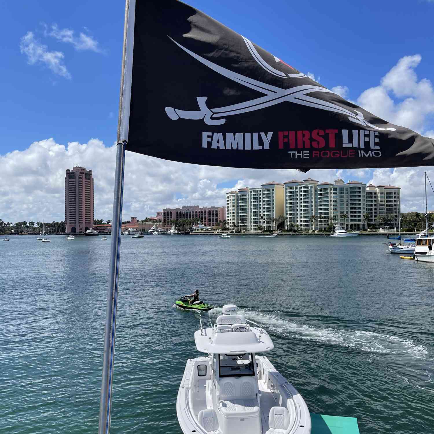 Title: Taking a break at the lake! - On board their Sportsman Open 322 Center Console - Location: Lake Boca - Boca Raton Florida. Participating in the Photo Contest #SportsmanMarch2021