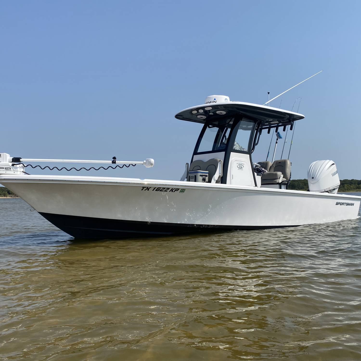 247OE at the islands on Lake Texoma after a morning of fishing.