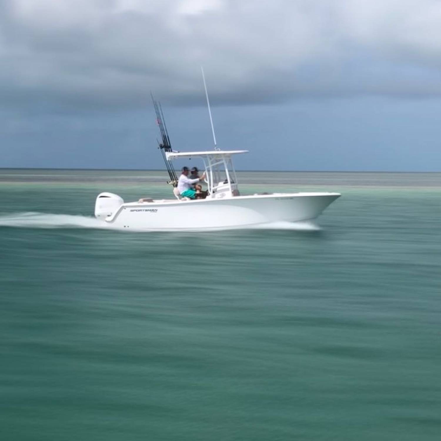 Title: Running shot - On board their Sportsman Open 232 Center Console - Location: Islamorada, Florida Keys. Participating in the Photo Contest #SportsmanFebruary2022