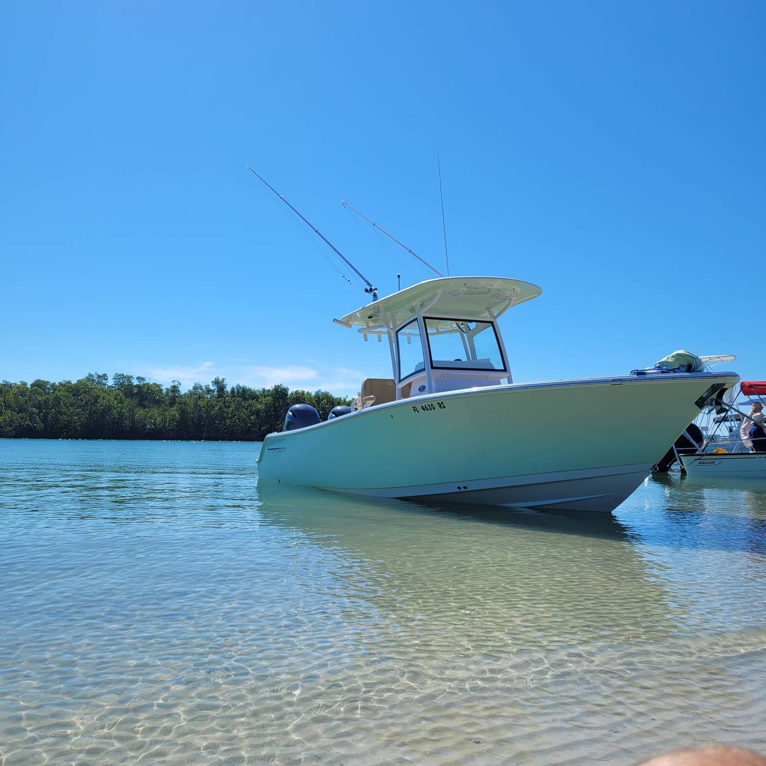 Relaxing day at 10,000 Islands.