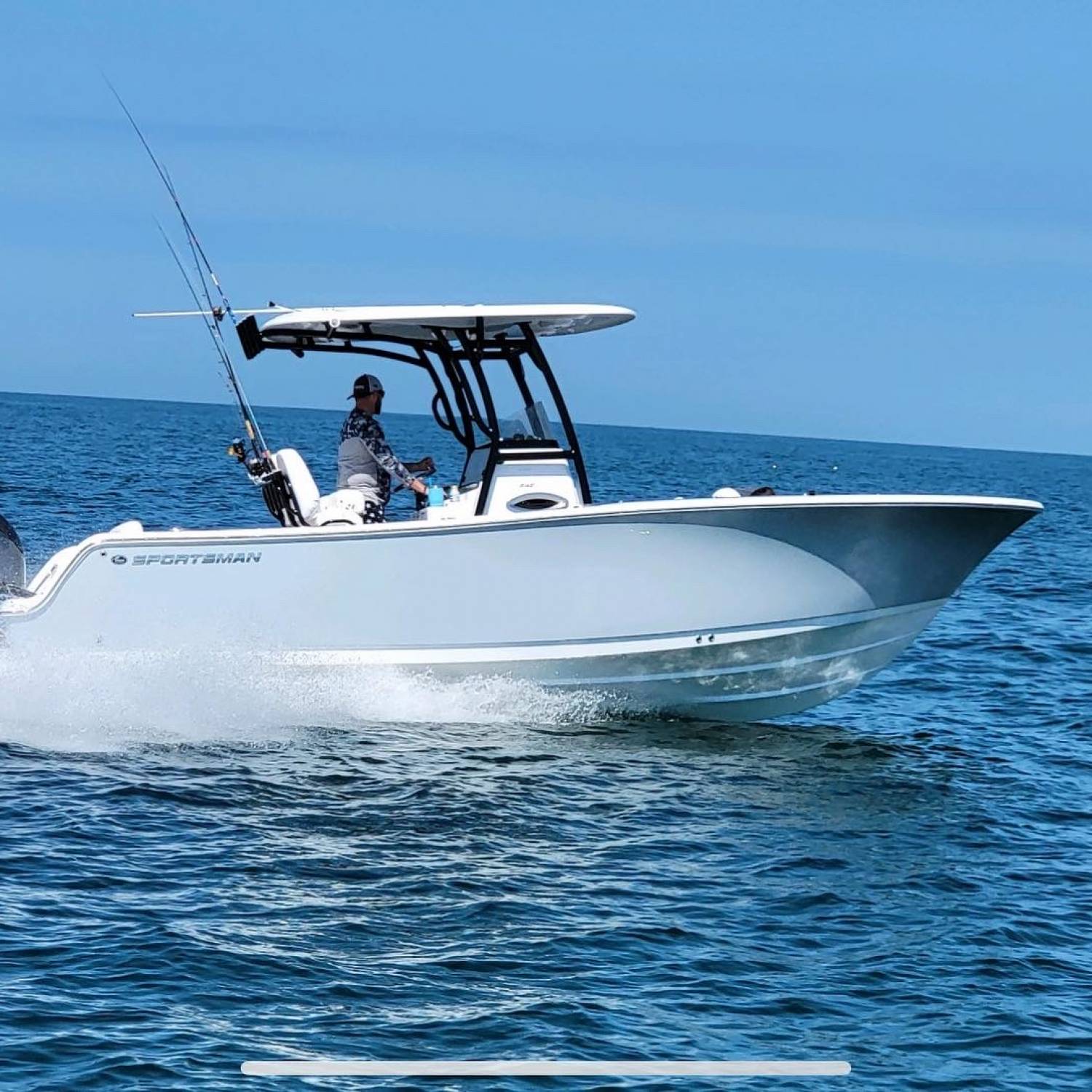 Title: Sportsman 242 open - On board their Sportsman Open 242 Center Console - Location: Clearwater Florida. Participating in the Photo Contest #SportsmanMarch