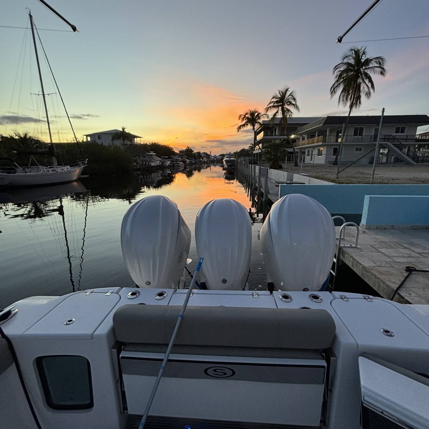 Title: Sunset and clean up - On board their Sportsman Open 352 Center Console - Location: Key largo. Participating in the Photo Contest #SportsmanDecember2023