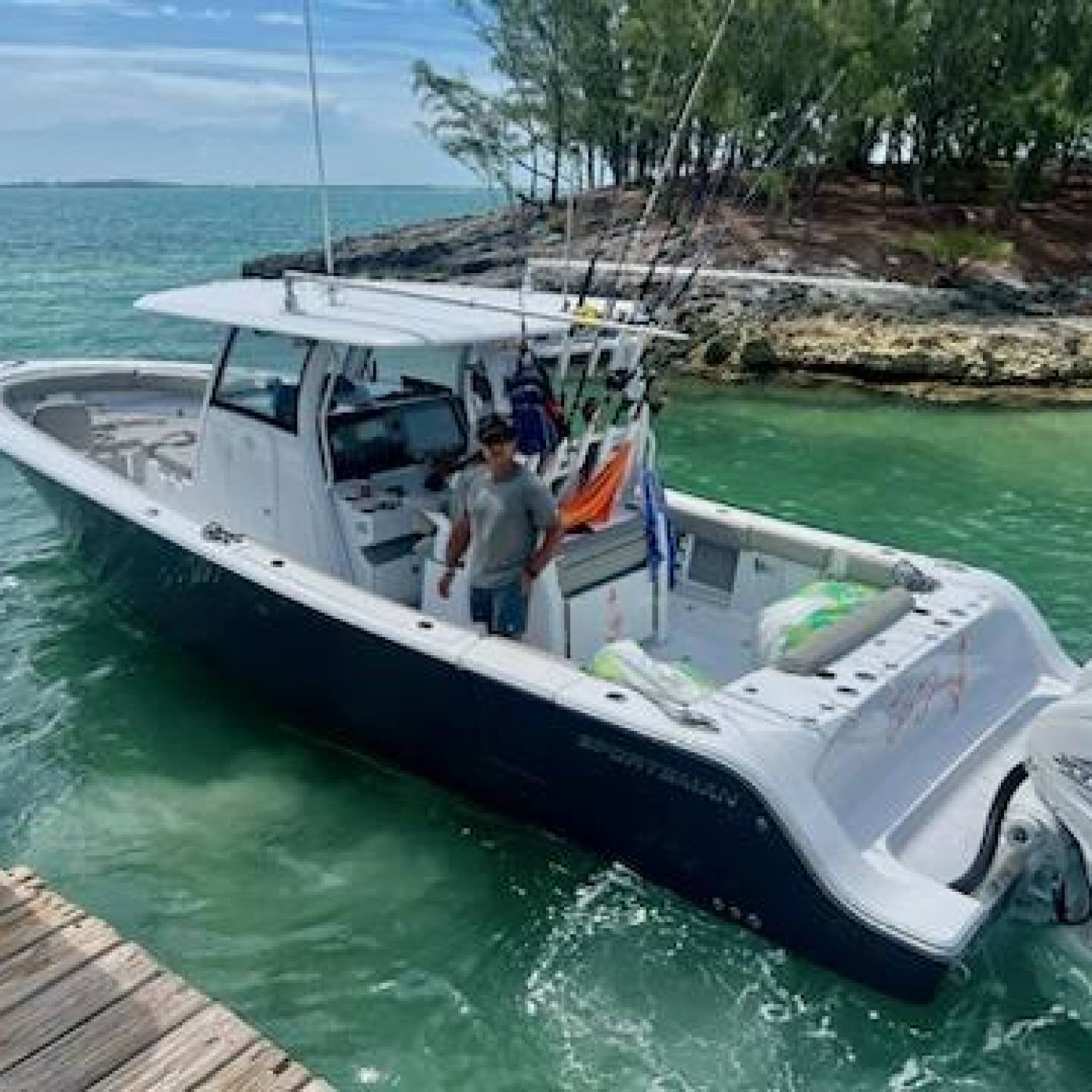 Title: Leaving Harbour island Bahamas for Miami - On board their Sportsman Open 352 Center Console - Location: Harbour Island Eluethera Bahamas. Participating in the Photo Contest #SportsmanJuly2023