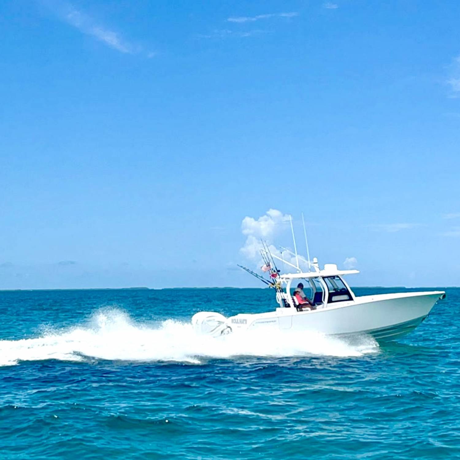 Title: Cruising south to Cambridge park Bahamas - On board their Sportsman Open 322 Center Console - Location: Exumas Bahamas. Participating in the Photo Contest #SportsmanJuly2023
