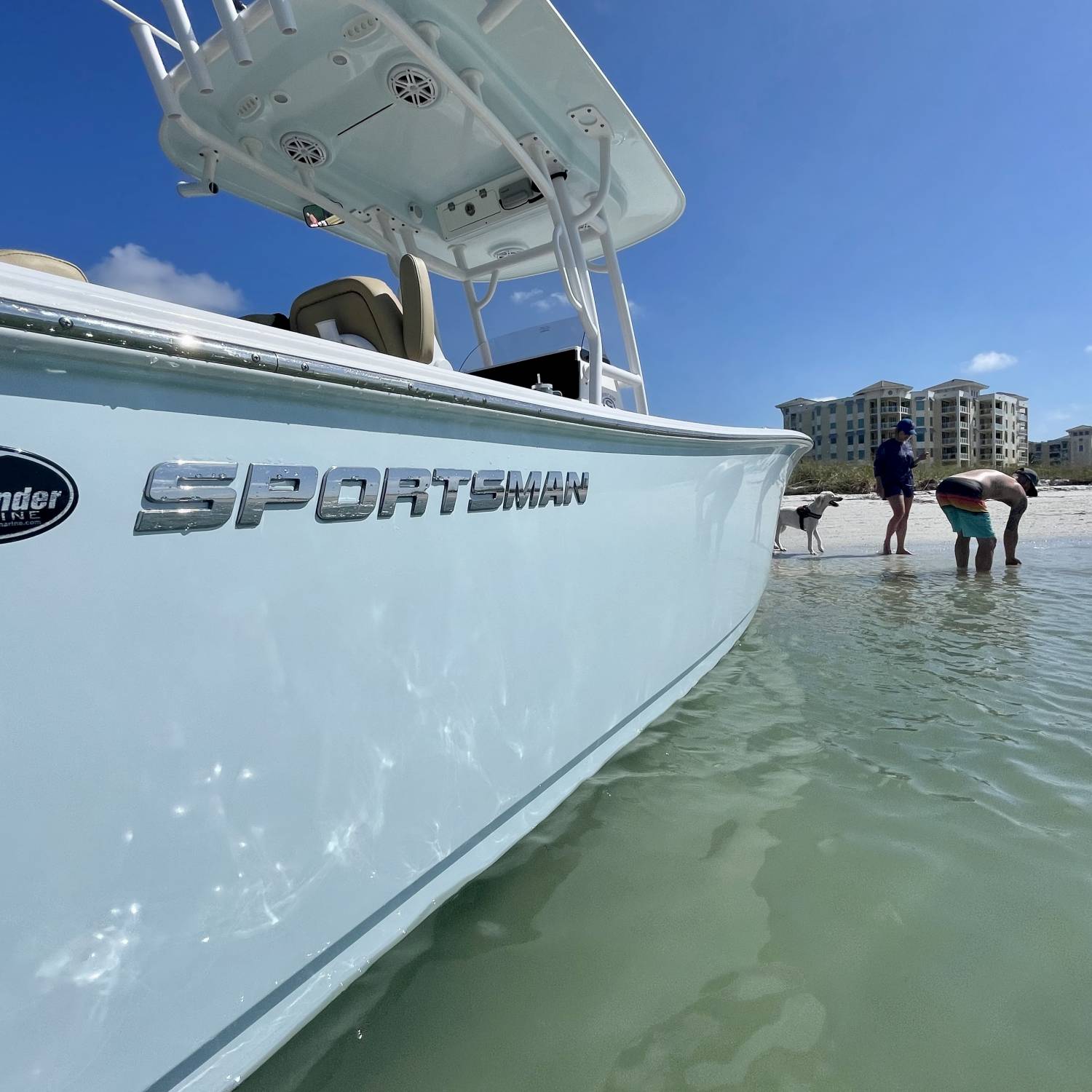 Title: Beached - On board their Sportsman Heritage 241 Center Console - Location: Shell key Florida. Participating in the Photo Contest #SportsmanJune2023