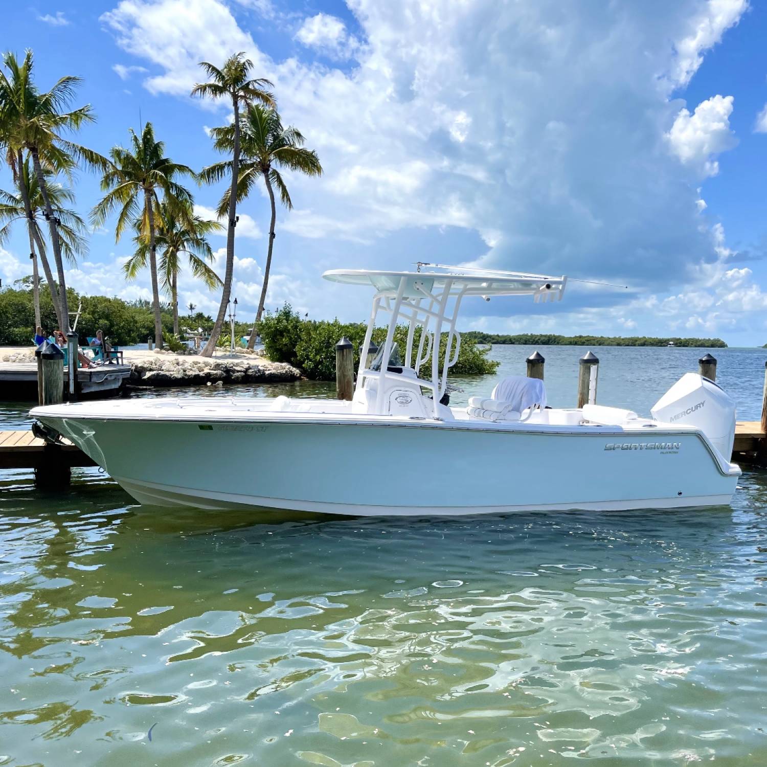 Title: BassProShop in Islamorada, Florida - On board their Sportsman Open 232 Center Console - Location: Islamorada, FL. Participating in the Photo Contest #SportsmanApril2024