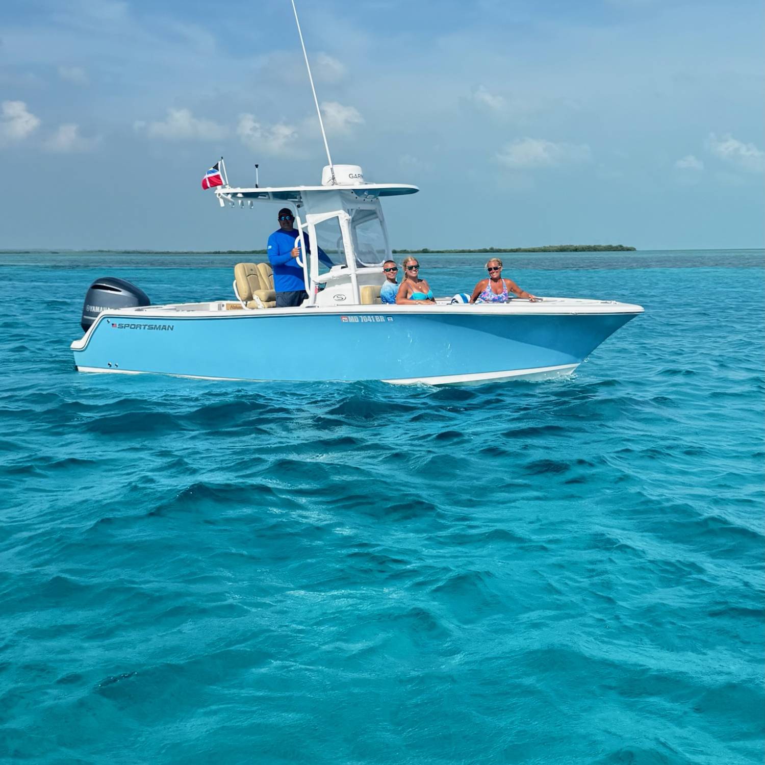 Island Blue Sportman in the Blue Island waters of the Bahamas.
